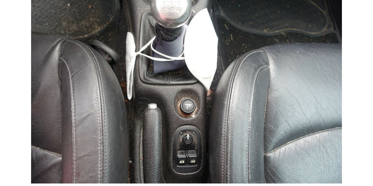 Peugeot 206 CC Platinum ohne TÜV fahrbereit 161.500 km 400 &euro; Neumarkt/OPf 92318