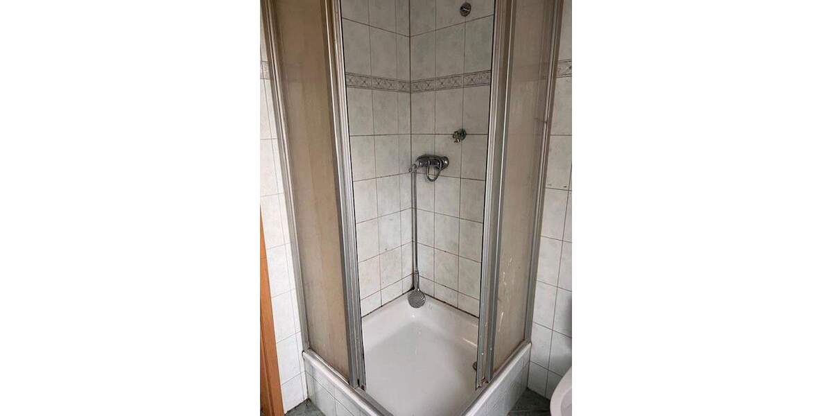 Besichtigung , Mi.14.01.15-16 UHR, Grosses EFH, 4 Zi., 120 qm, 795 qm Grund, 1.250 € NKM 4 zimmer