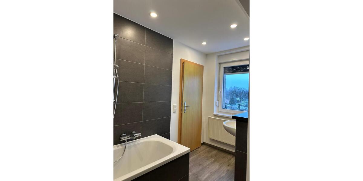 Dachgeschoßwohnung Großräschen - 1 Zimmer, 65 m&sup2;, 500&euro; | Angebot:25407256