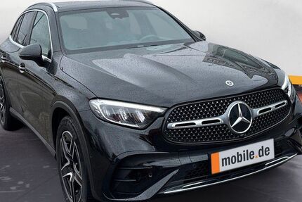 Mercedes-Benz GLC 200 GLC -Klasse AMG-Line, Pano., 43.850 km 51.950 € 0Null
