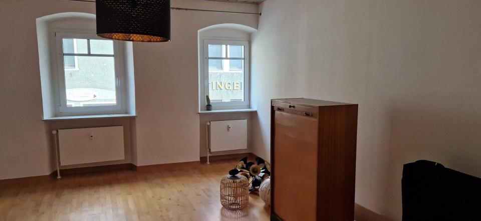 Großzügige Wohnung - offene Räume 4 zimmer