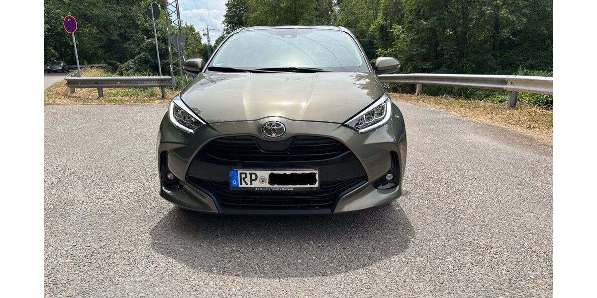 Toyota Yaris 40.900 km 17.300 &euro; Altrip 67122