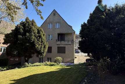 Haus zum Kaufen in Düsseldorf 1.250.000 € 320 m²