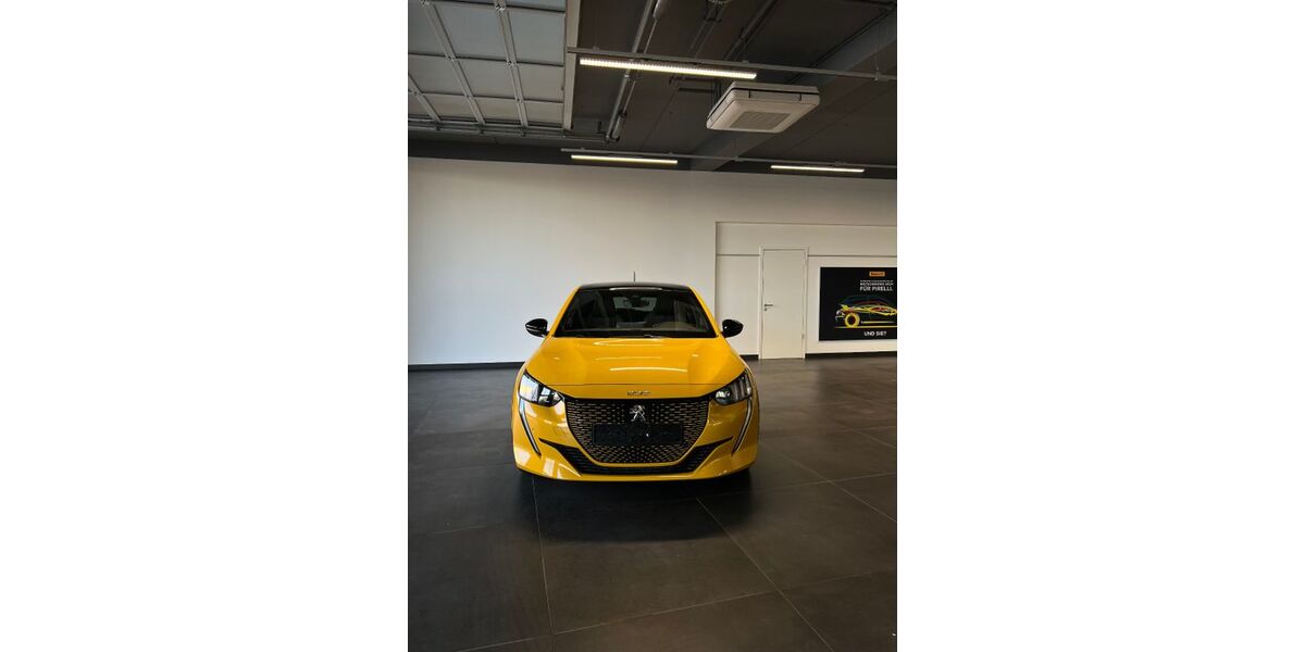 Peugeot 208 15.500 km 19.900 &euro; Markt Indersdorf 85229