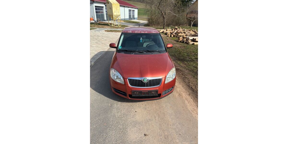 Skoda Fabia 152.356 km 2.550 &euro; Burghaslach 96152