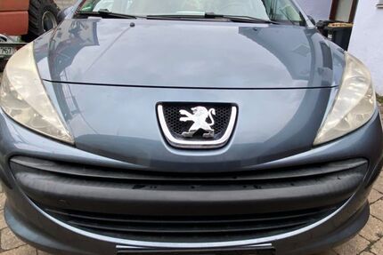 Peugeot 207 103.000 km 2.150 &euro; Bad Friedrichshall 74177