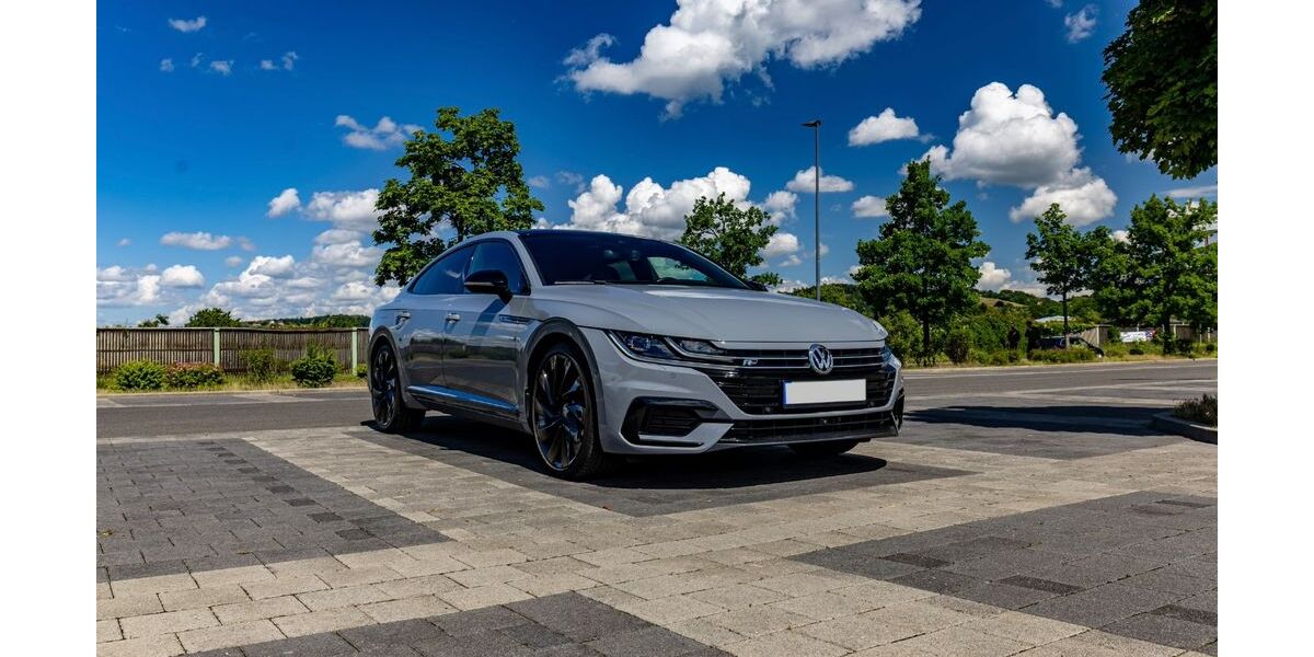 VW Arteon 63.900 km 25.999 &euro; Coswig 01640
