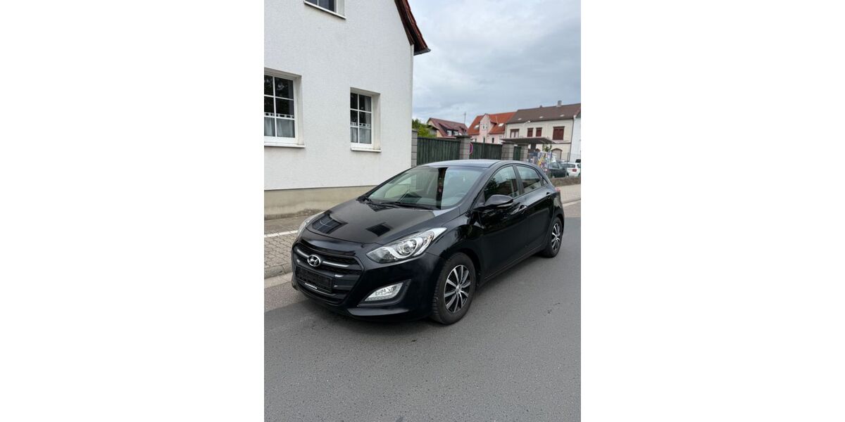 Hyundai i30 193.000 km 5.700 &euro; Hassloch 67454