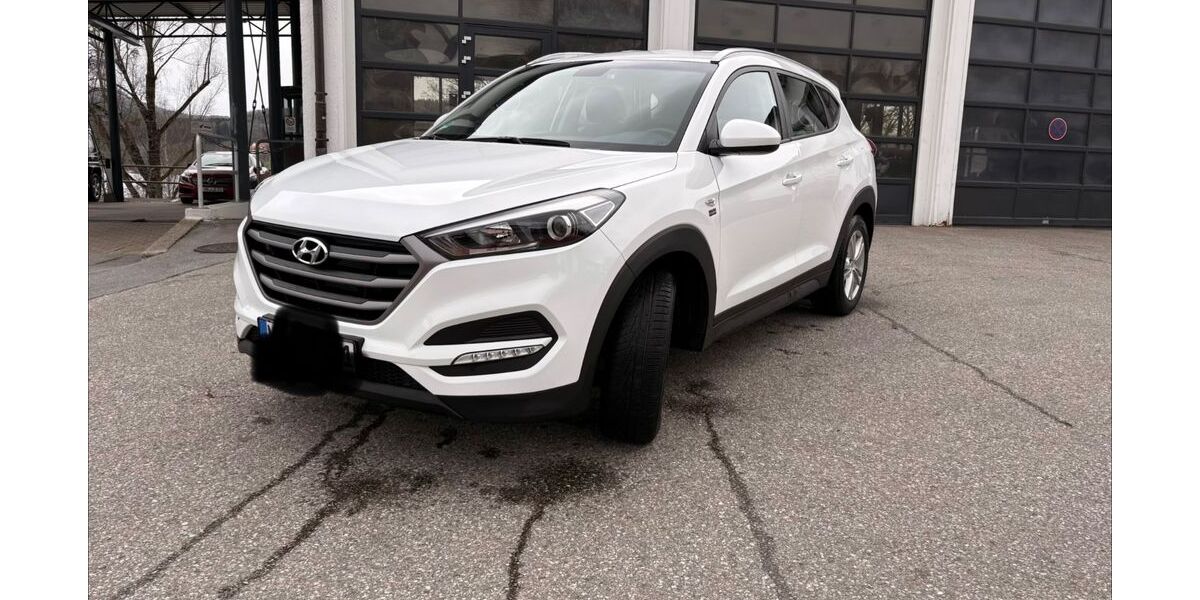 Hyundai TUCSON 40.500 km 17.900 &euro; Gmund 83703