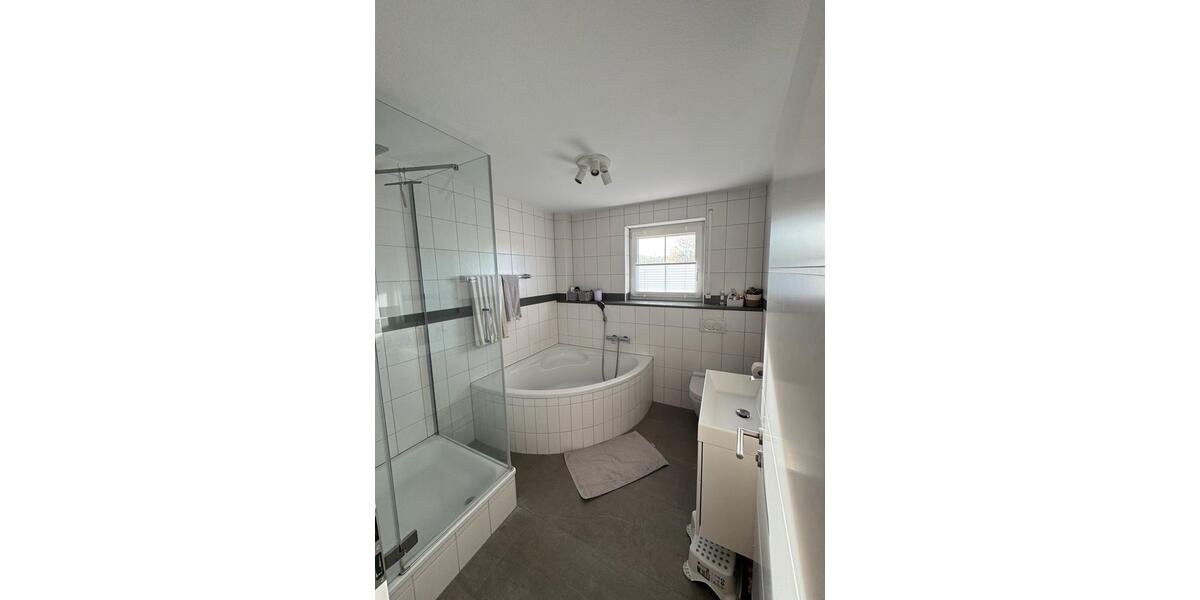 Doppelhaushälfte Ettenheim - 5 Zimmer, 140 m&sup2;, 549.000&euro; | Angebot:26110428
