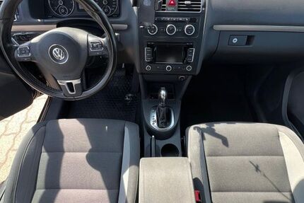 VW Touran 172.000 km 10.600 &euro; Frankfurt 60320