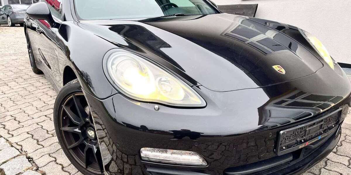 Porsche Panamera 246.000 km 15.590 &euro; Triftern 84371