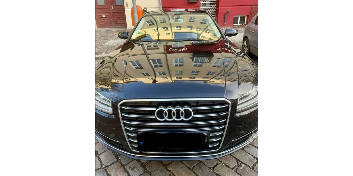 Audi A8 155.000 km 20.999 &euro; Berlin 13359