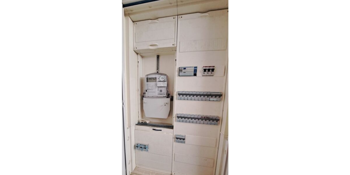 Provisionsfrei* Modernisiertes Haus mit 7 Zi., 228 m2, großem Garten & Garage in Bonn-Röttgen - Reihenmittelhaus Bonn Hardtberg | Angebot:24870605