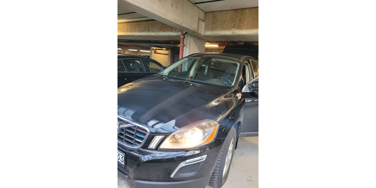 Volvo XC60 184.000 km 8.500 &euro; Köln 50827