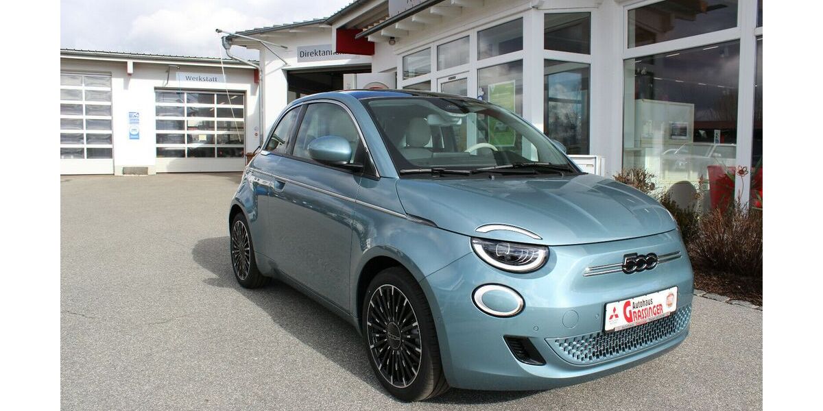 Fiat 500 16.000 km 22.990 &euro; Regen 94209