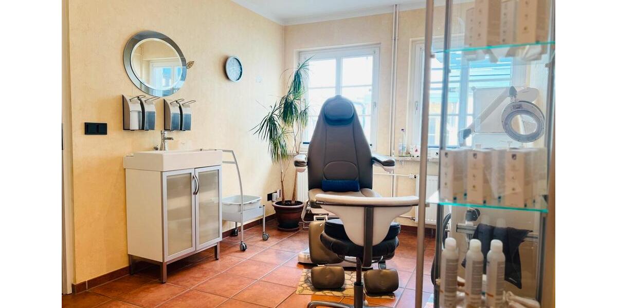 Vielseitige Praxisfläche in ruhiger Altstadtlage – Therapie, Beratung, Büro zimmer