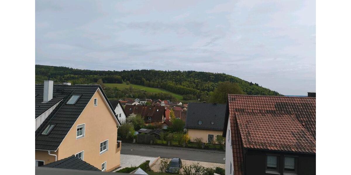 Etagenwohnung Hahnbach - 5 Zimmer, 120 m&sup2;, 820&euro; | Angebot:26447512