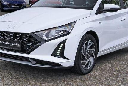 Hyundai i20 31.297 km 18.890 &euro; Itzehoe 25524