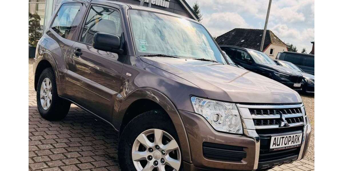 Mitsubishi Pajero 193.000 km 25.101 &euro; Mallentin bei Lübeck(B105) 23936