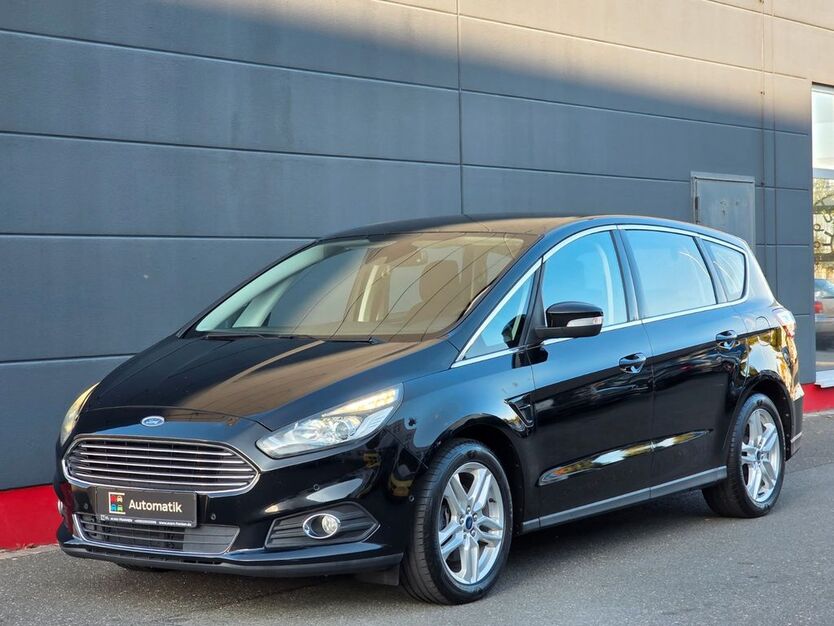 Ford S-Max 120.800 km 14.999 € Fürth 90763