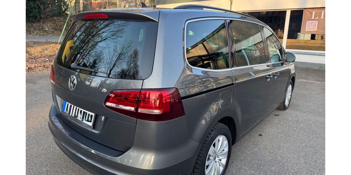 VW Sharan 61.000 km 16.790 &euro; Aachen 52074
