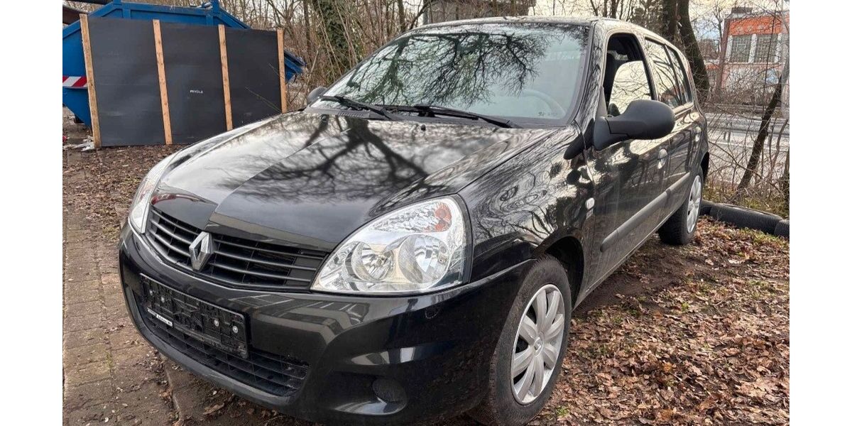 Renault Clio 103.000 km 3.380 &euro; Nürnberg 90455