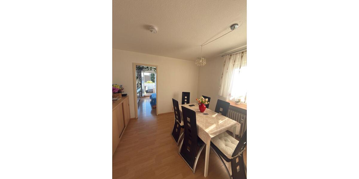 Etagenwohnung Freiburg im Breisgau Haslach - 4 Zimmer, 81 m&sup2;, 350.000&euro; | Angebot:27093931