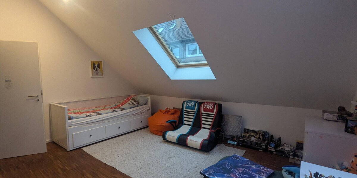 Einfamilienhaus Korntal-Münchingen Kallenberg - 8 Zimmer, 250 m&sup2;, 850.000&euro; | Angebot:26318854