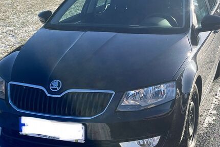 Skoda Octavia 97.000 km 15.900 &euro; Pfreimd 92536