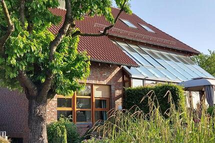 Haus Hüllhorst - 15 Zimmer, 450 m&sup2;, 598.000&euro; | Angebot:26901688