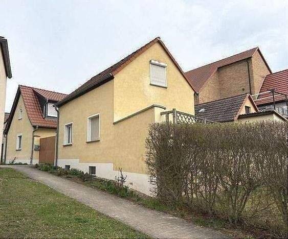 Einfamilienhaus Nemsdorf-Göhrendorf Göhrendorf - 3 Zimmer, 80 m&sup2;, 79.000&euro; | Angebot:26908645