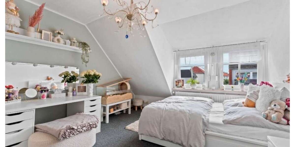 Haus zum Kaufen in Bremen 445.000 € 290.07 m² 9 zimmer