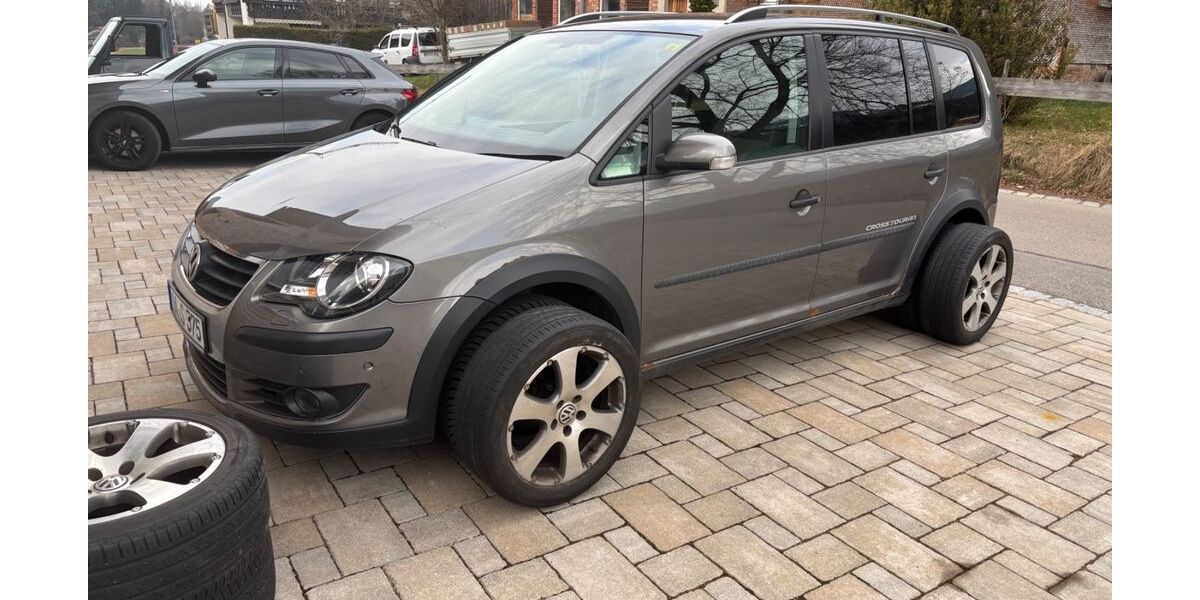 VW Touran 227.000 km 1.700 &euro; Sonthofen 87527