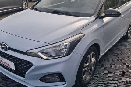 Hyundai i20 111.120 km 9.990 € Altendiez 65624