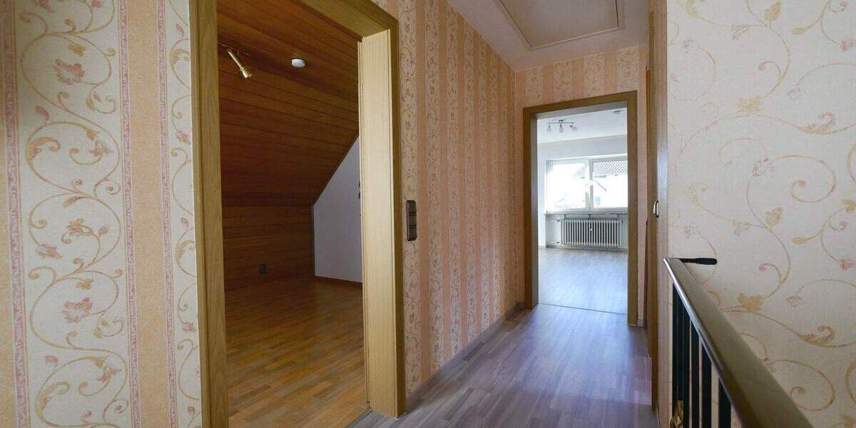 Einfamilienhaus Taunusstein Neuhof - 3 Zimmer, 100 m&sup2;, 1.100&euro; | Angebot:25336121