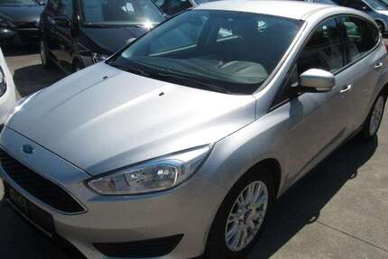 Ford Focus 45.000 km 10.990 &euro; Leverkusen 51371