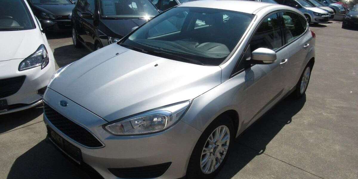 Ford Focus 45.000 km 10.990 &euro; Leverkusen 51371