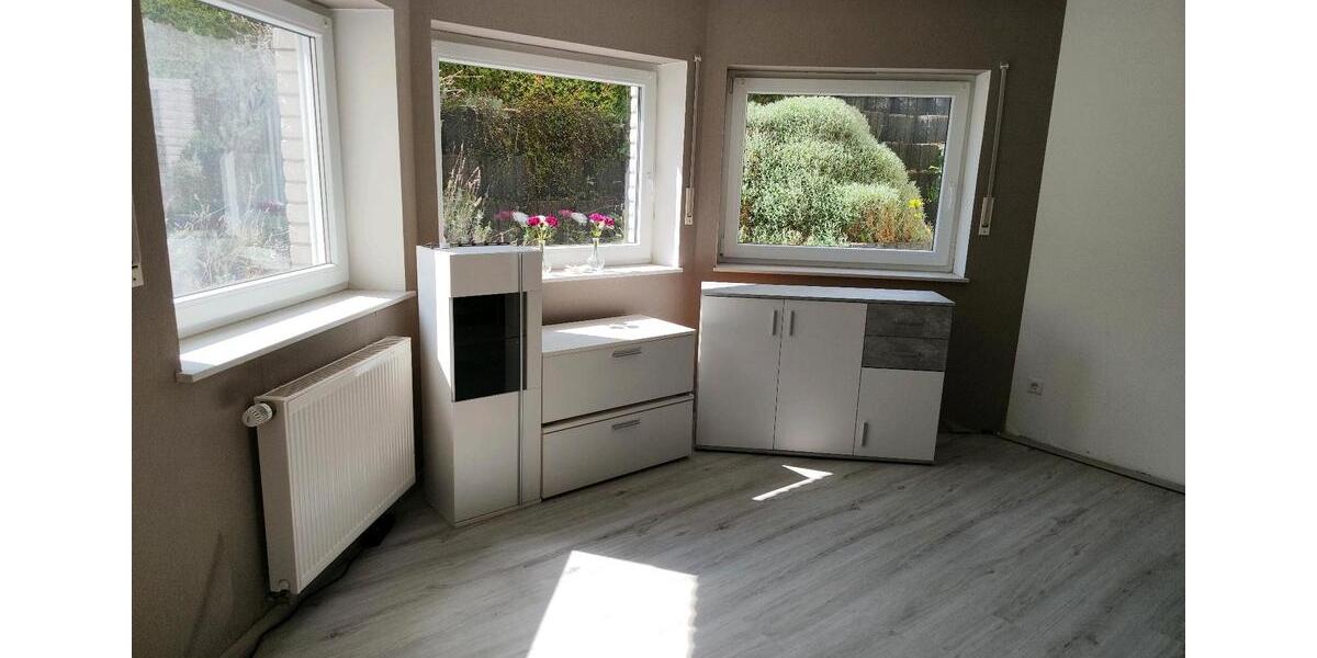 Einfamilienhaus Willebadessen - 7 Zimmer, 196 m&sup2;, 350.000&euro; | Angebot:25871676
