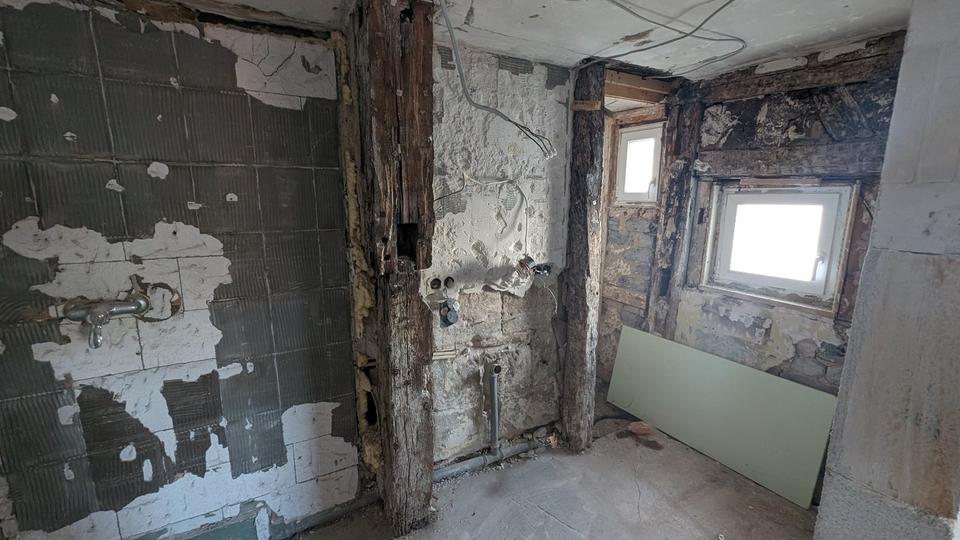 Doppelhaushälfte Lorch - 10 Zimmer, 120 m&sup2;, 179.000&euro; | Angebot:24764848