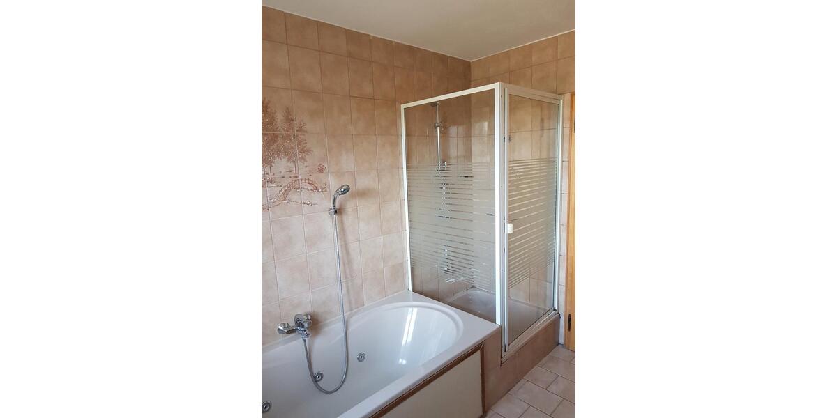 Erdgeschoßwohnung Odelzhausen - 5 Zimmer, 149 m&sup2;, 1.310&euro; | Angebot:26250517