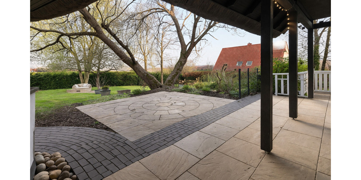 Exklusive Villa mit Wellnessbereich, Pool & großem Grundstück (inkl. Renovierung und neuem Dach) - Villa Hüllhorst | Angebot:26002980