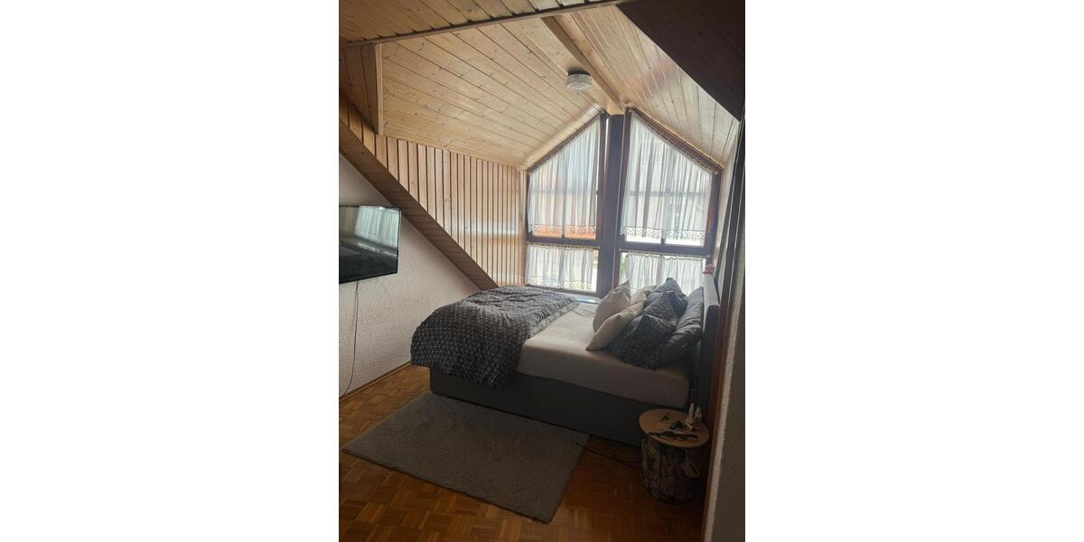 Etagenwohnung Schwandorf - 2 Zimmer, 5 m&sup2;, 500&euro; | Angebot:26697940
