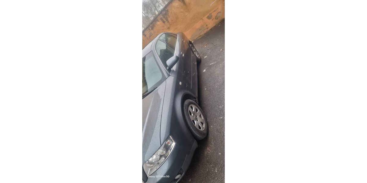 Audi A4 210.000 km 900 &euro; Schweinfurt 97421