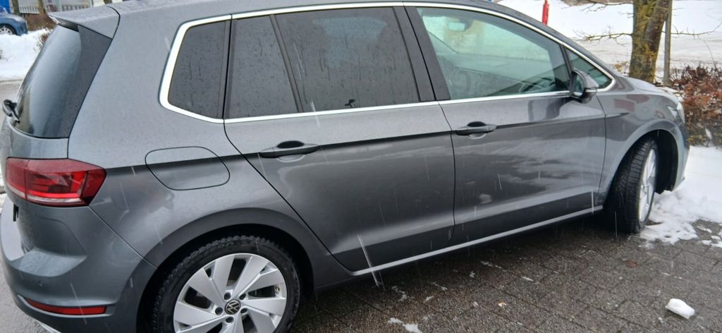 VW Golf Sportsvan 114.000 km 19.999 &euro; Schwarzach 94374