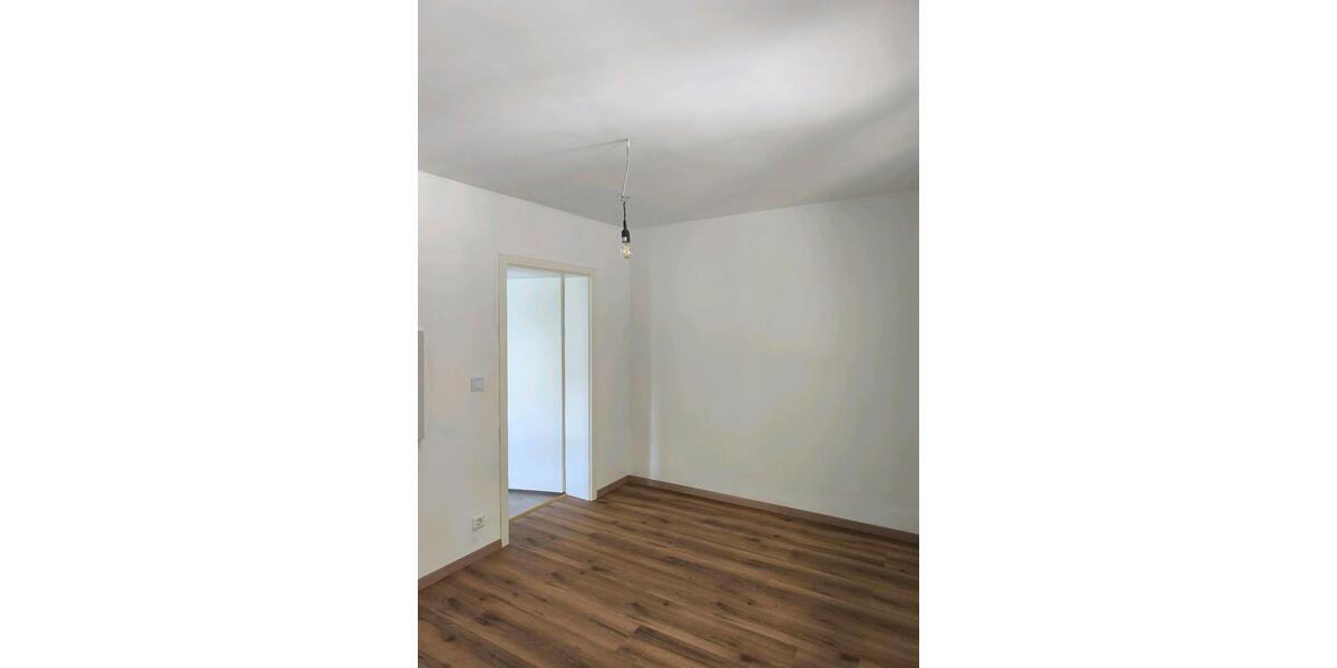 Erdgeschoßwohnung Ehingen (Donau) - 2 Zimmer, 60 m&sup2;, 900&euro; | Angebot:26378638