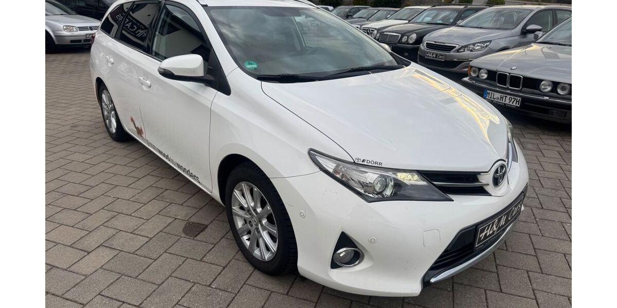 Toyota Auris 270.000 km 4.750 &euro; Weilbach 63937