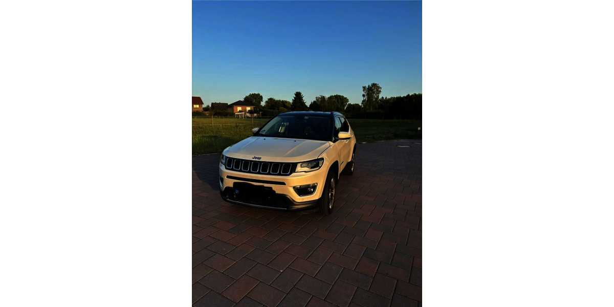 Jeep Compass 82.566 km 18.500 &euro; Drestedt 21279