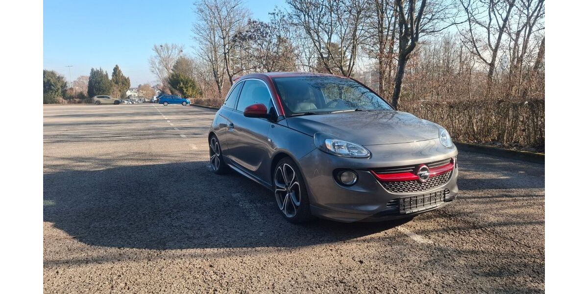 Opel Adam 136.000 km 6.999 &euro; stuttgart 70469