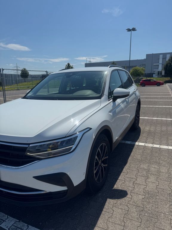 VW Tiguan 71.000 km 22.200 € Neuwied 56564